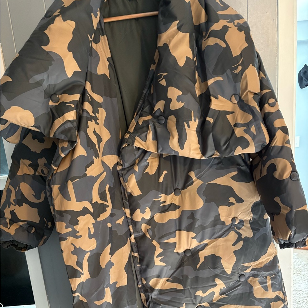 Brand new and super WARM love it